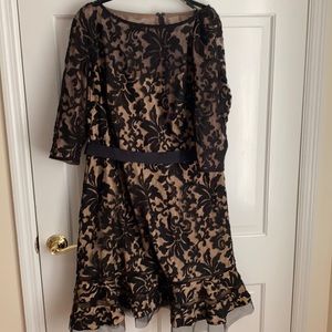 Tadashi Shoji black mesh cocktail dress 18